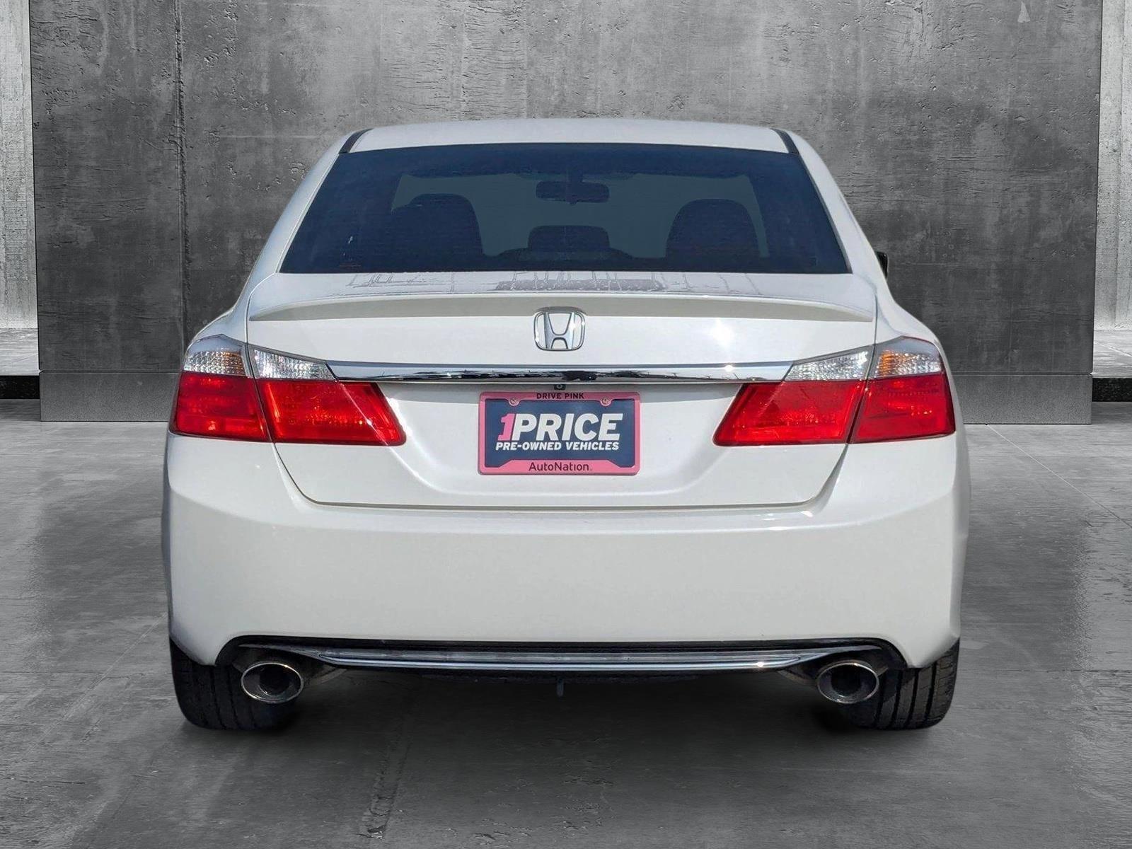 2015 Honda Accord Sedan Vehicle Photo in VALENCIA, CA 91355-1705