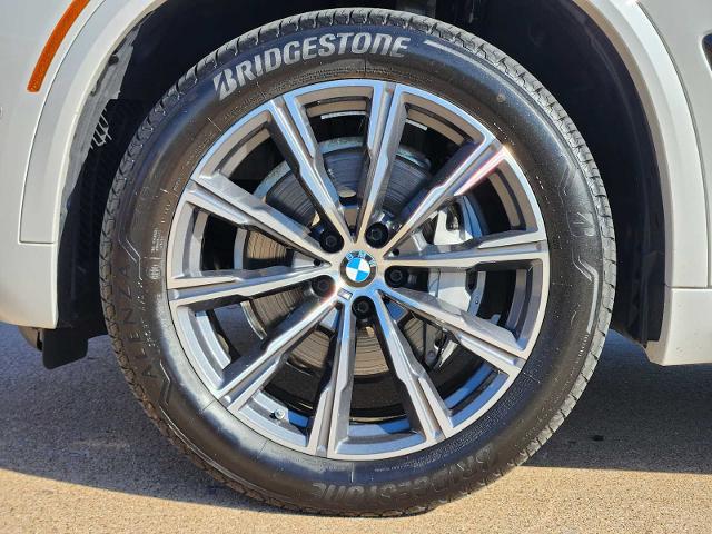 2024 BMW X5 xDrive40i Vehicle Photo in PLANO, TX 75024