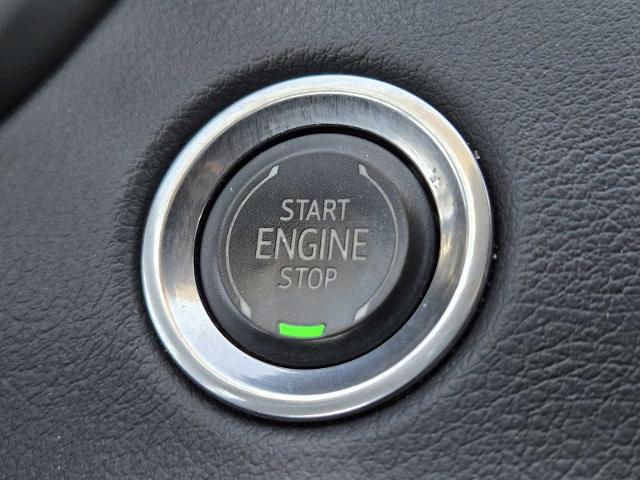 2021 Cadillac XT4 Vehicle Photo in DENTON, TX 76210-9321