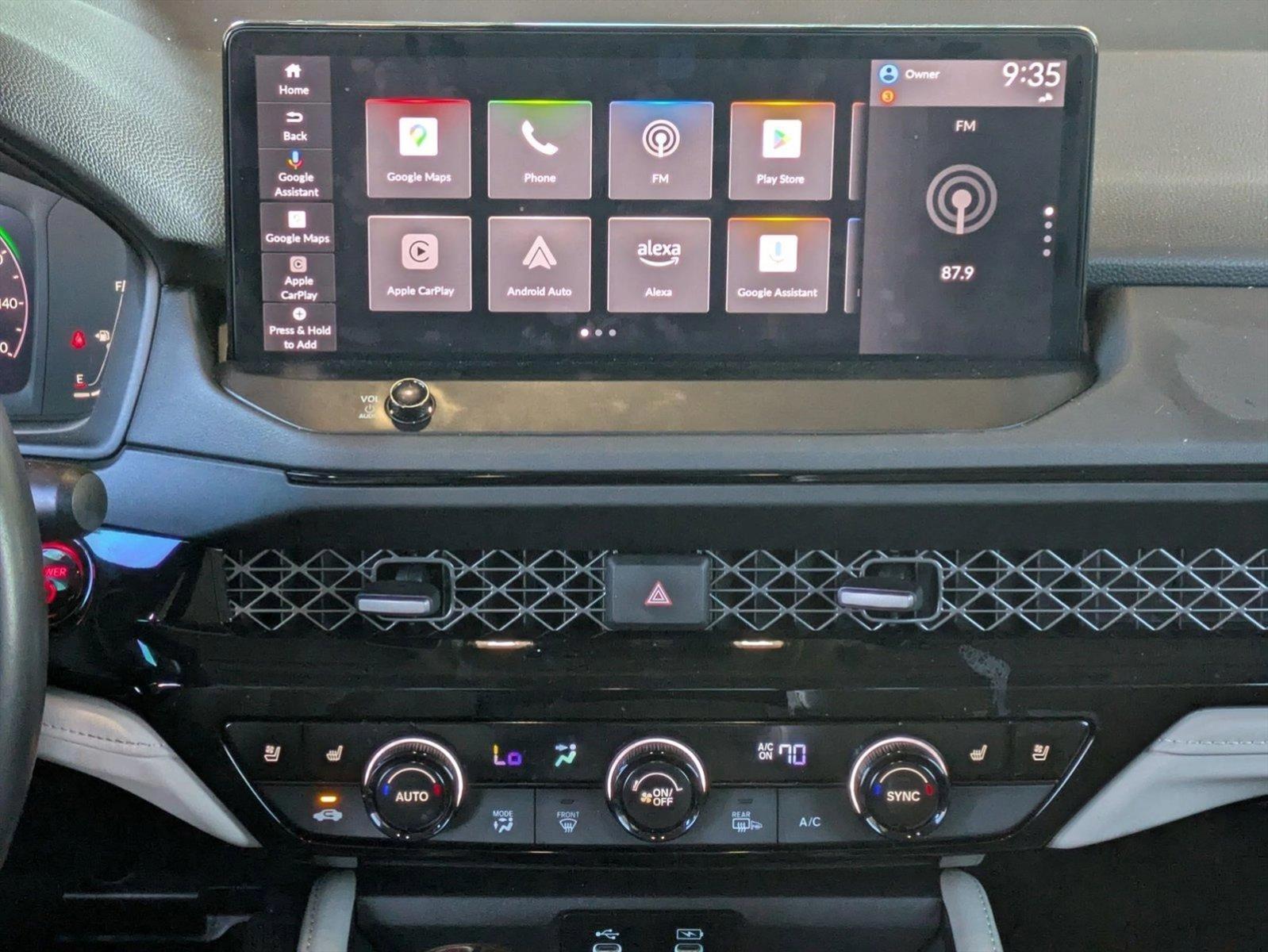 2024 Honda Accord Hybrid Vehicle Photo in Valencia, CA 91355-1794