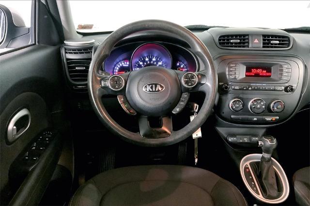 2015 Kia Soul Vehicle Photo in Lees Summit, MO 64086
