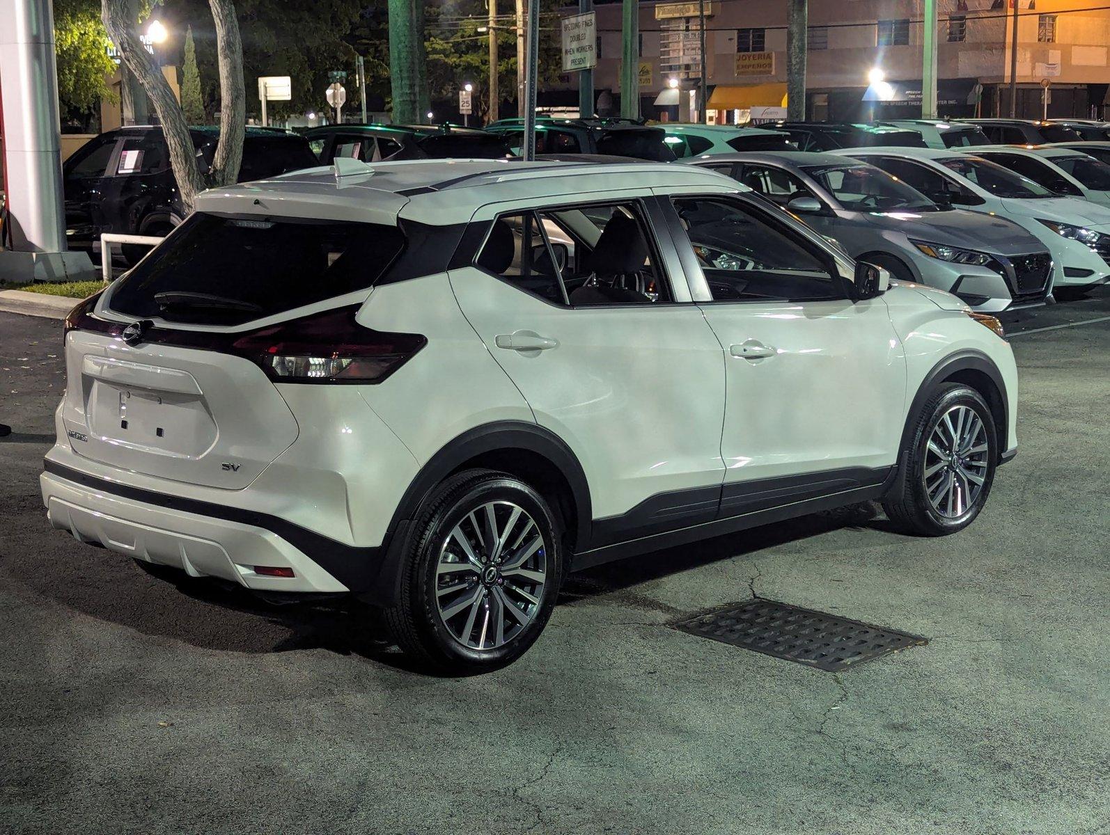 2024 Nissan Kicks Vehicle Photo in Miami, FL 33135