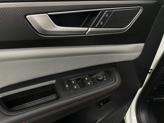 2025 Volkswagen Atlas Vehicle Photo in Appleton, WI 54913