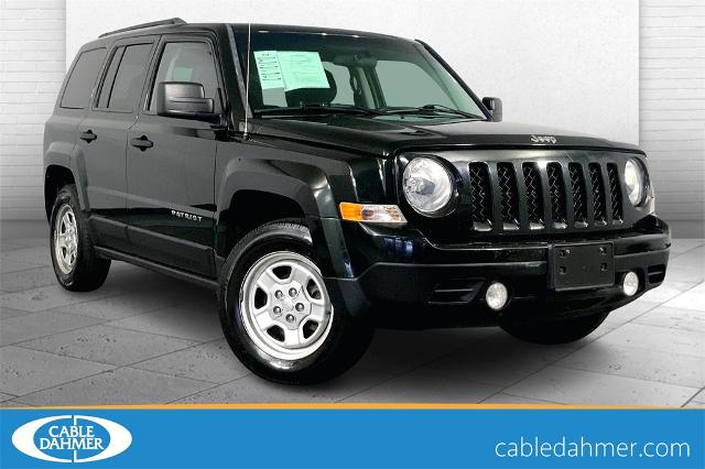 2013 Jeep Patriot Vehicle Photo in Lees Summit, MO 64086