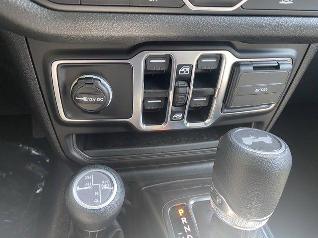 2025 Jeep Wrangler 4xe Vehicle Photo in Doylsetown, PA 18901