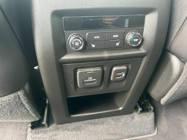 2023 Chevrolet Traverse Vehicle Photo in COLUMBIA, MO 65203-3903