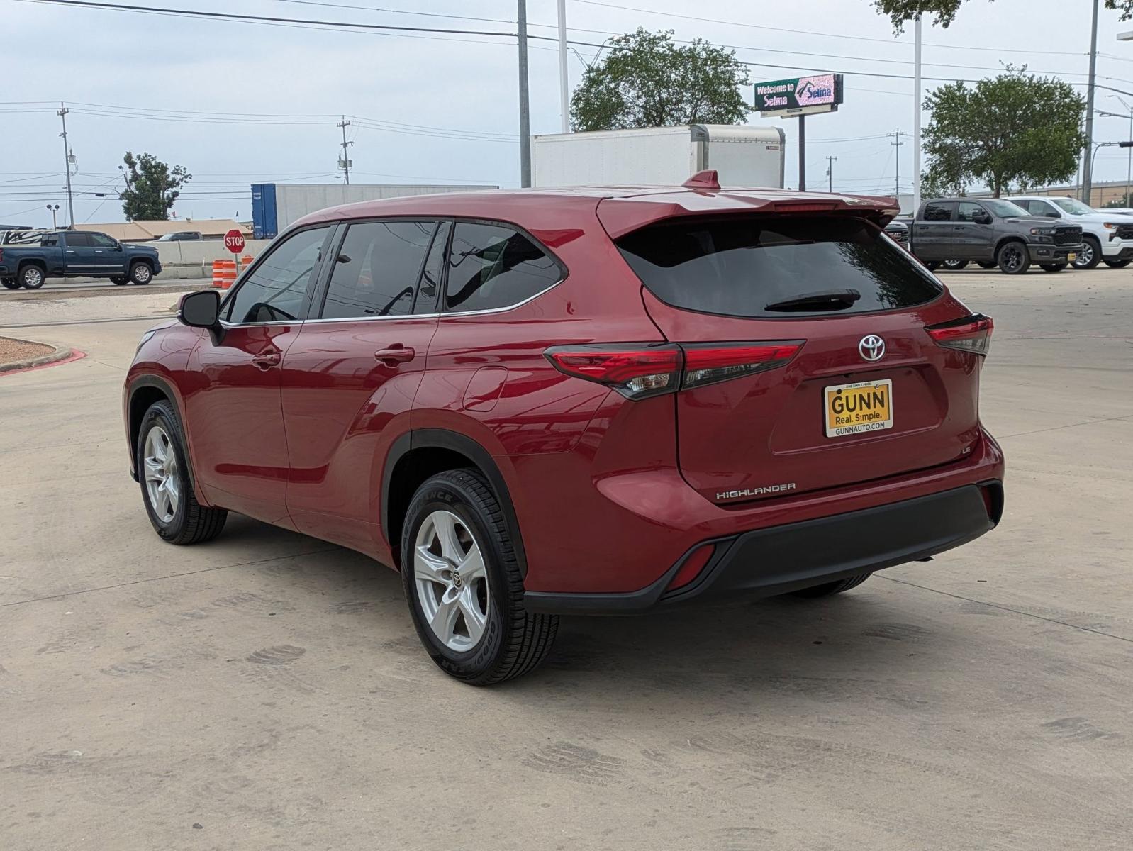 2021 Toyota Highlander Vehicle Photo in SELMA, TX 78154-1460