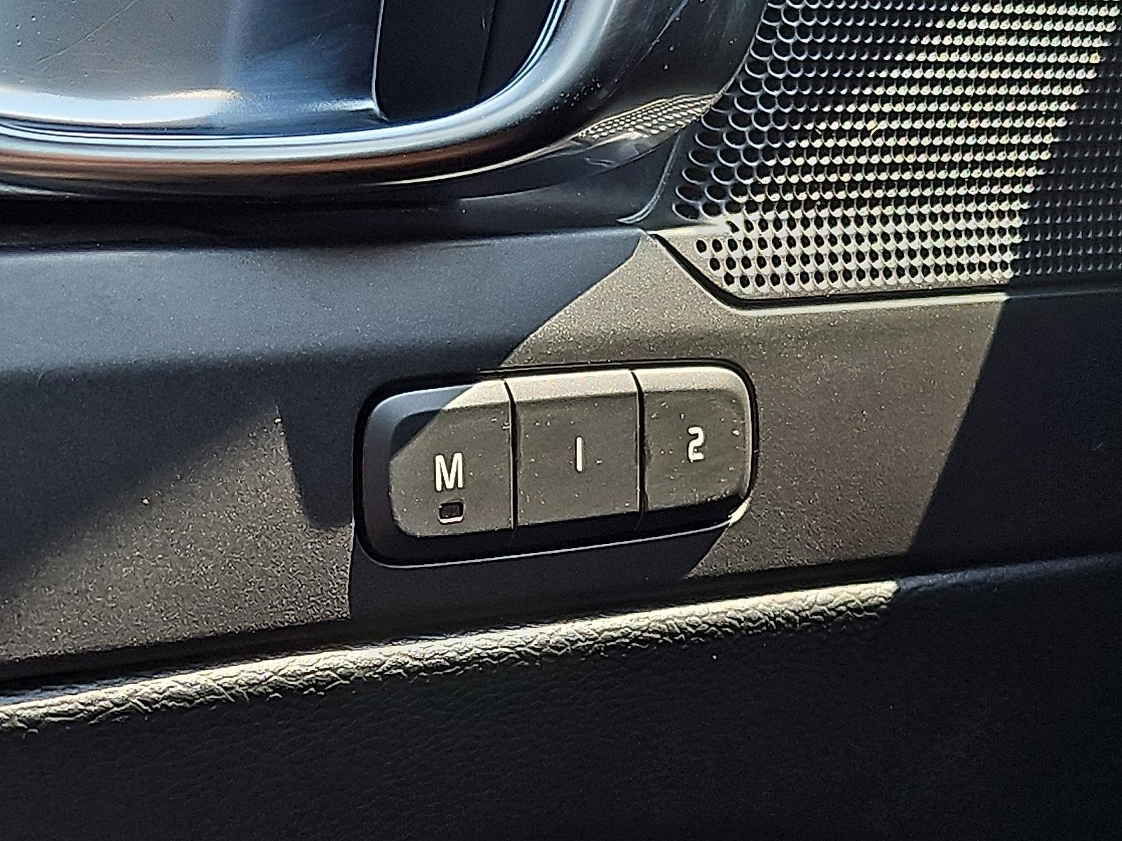2019 Volvo XC40 Vehicle Photo in Trevose, PA 19053
