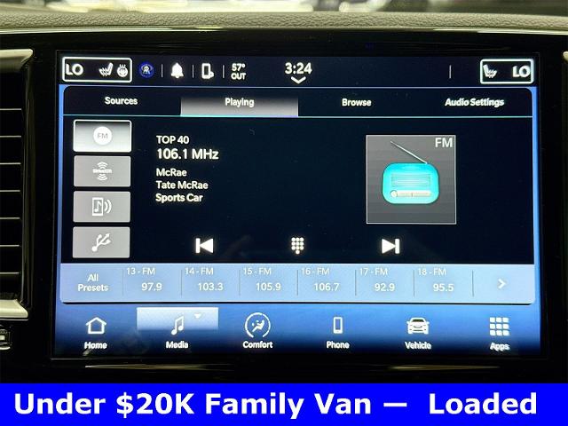 2022 Chrysler Pacifica Vehicle Photo in EVERETT, WA 98203-5662