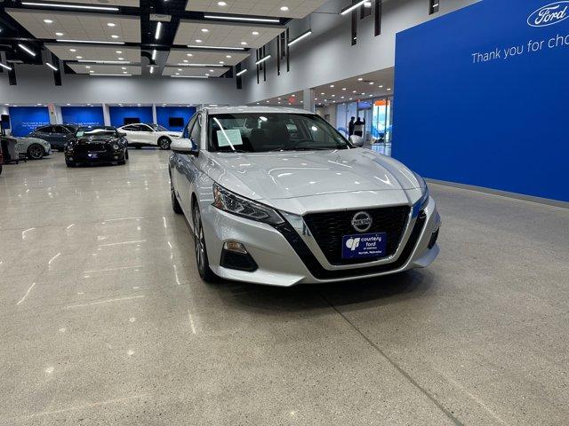 Used 2021 Nissan Altima SV with VIN 1N4BL4DV5MN389889 for sale in Norfolk, NE