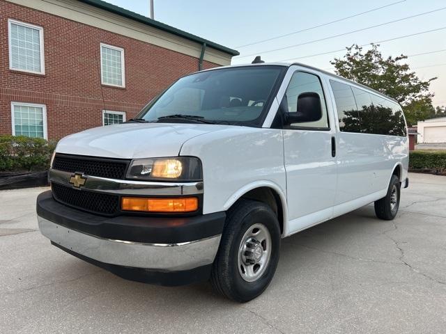 Used 2020 Chevrolet Express Passenger LT with VIN 1GAZGPFG0L1140119 for sale in Chatom, AL