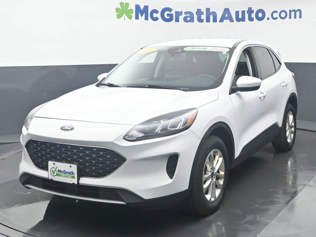 2021 Ford Escape Vehicle Photo in Marion, IA 52302