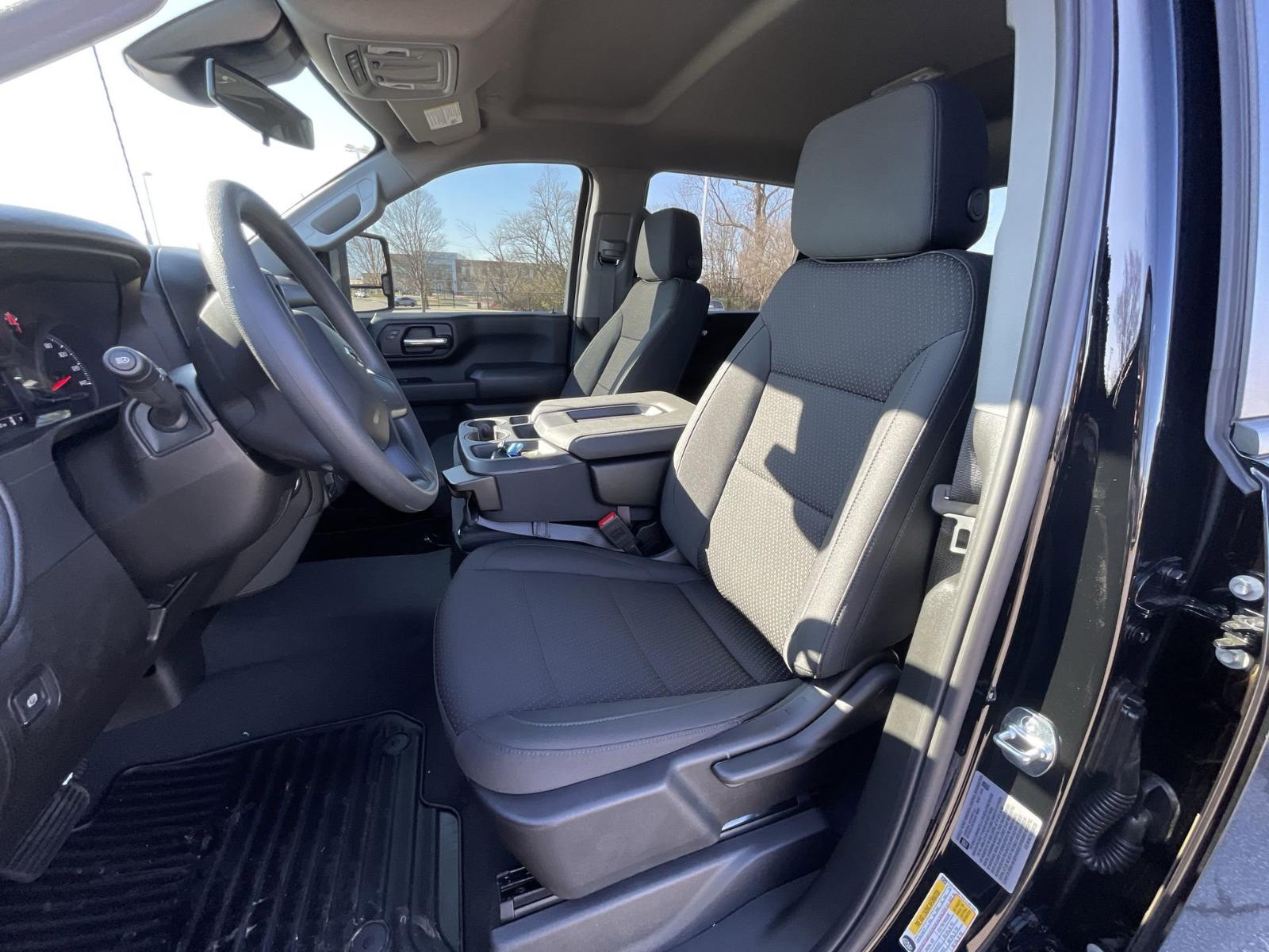 2025 Chevrolet Silverado 2500 HD Vehicle Photo in BENTONVILLE, AR 72712-4322