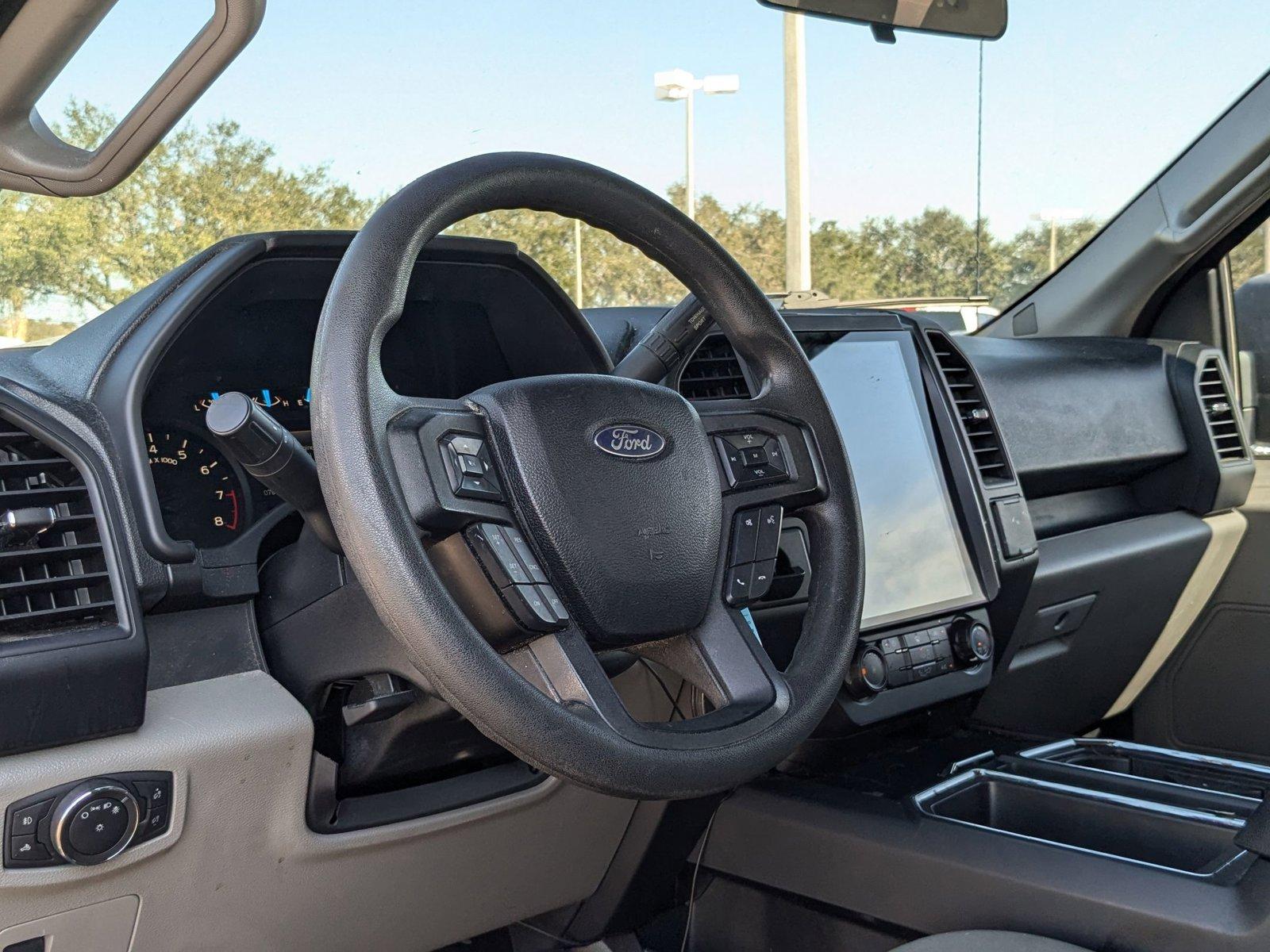 2015 Ford F-150 Vehicle Photo in St. Petersburg, FL 33713