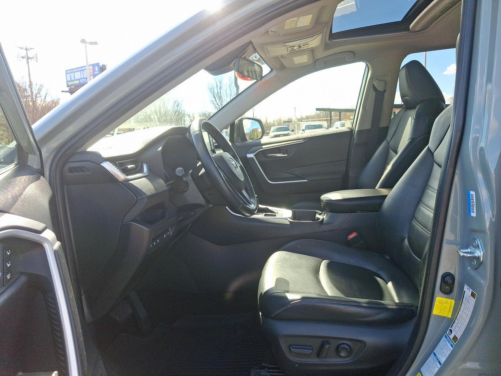 2019 Toyota RAV4 Vehicle Photo in Trevose, PA 19053
