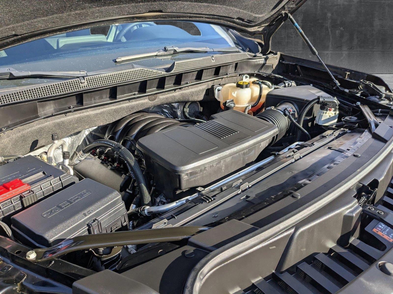 2023 Chevrolet Suburban Vehicle Photo in LONE TREE, CO 80124-2750