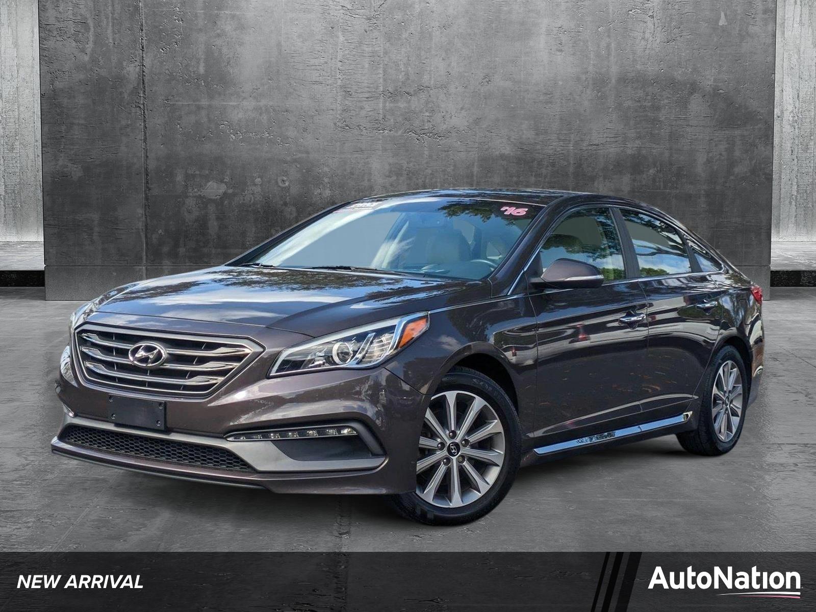 2016 Hyundai SONATA Vehicle Photo in Panama City, FL 32401