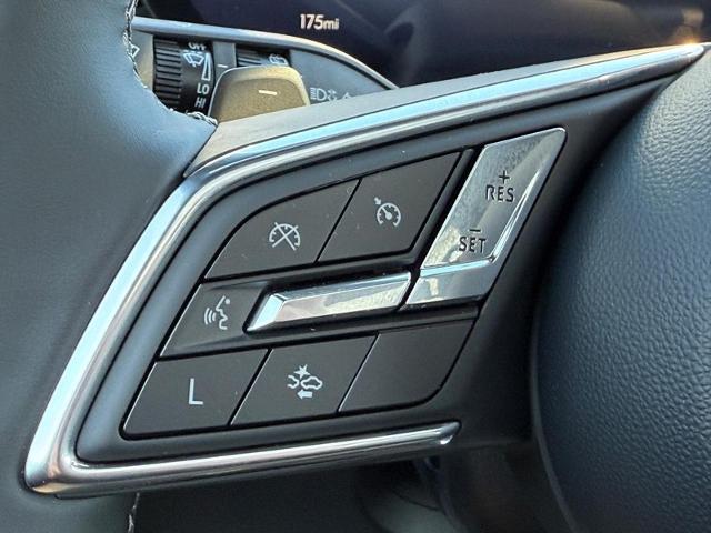 2025 Buick Enclave Vehicle Photo in COLUMBIA, MO 65203-3903