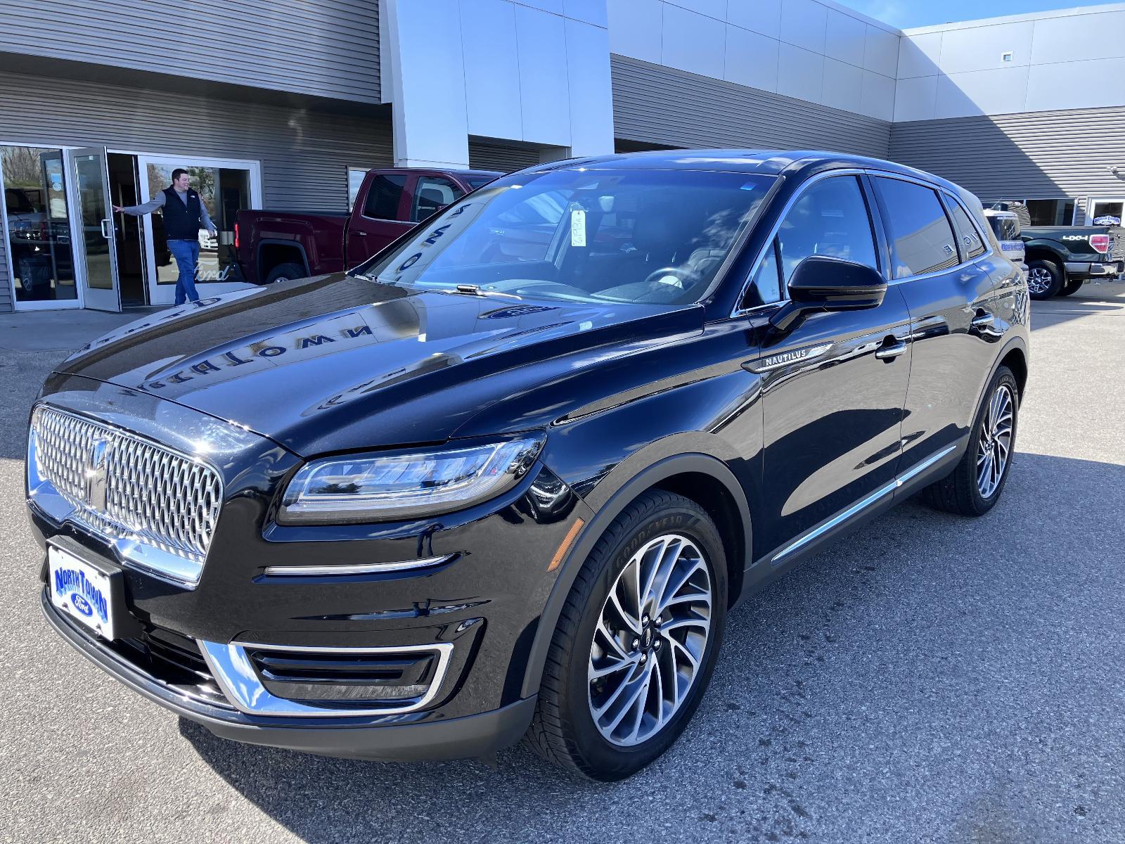 Used 2019 Lincoln Nautilus Reserve with VIN 2LMPJ8L94KBL42914 for sale in Menomonie, WI