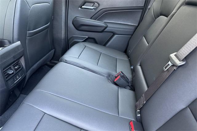 2025 GMC Canyon Vehicle Photo in ELK GROVE, CA 95757-8703