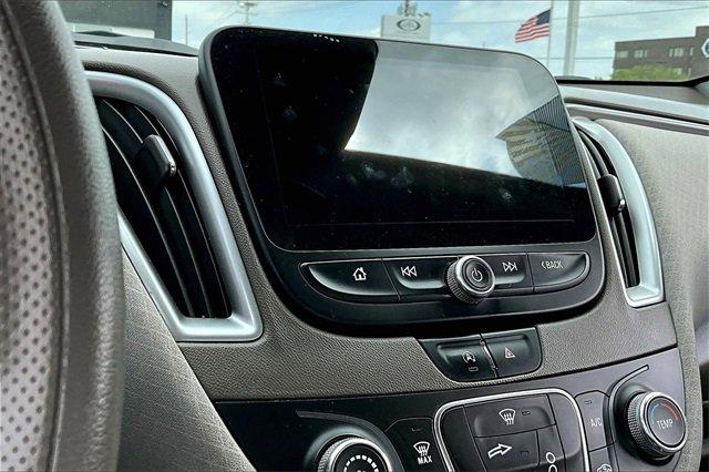 2020 Chevrolet Malibu Vehicle Photo in TOPEKA, KS 66609-0000