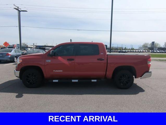 2017 Toyota Tundra 4WD Vehicle Photo in Merrillville, IN 46410