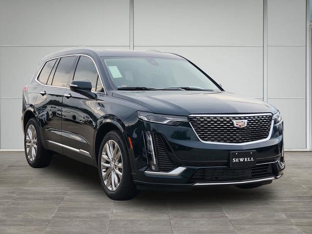 2025 Cadillac XT6 Vehicle Photo in HOUSTON, TX 77079