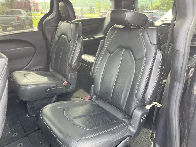 2020 Chrysler Pacifica Vehicle Photo in TULLY, NY 13159-3159