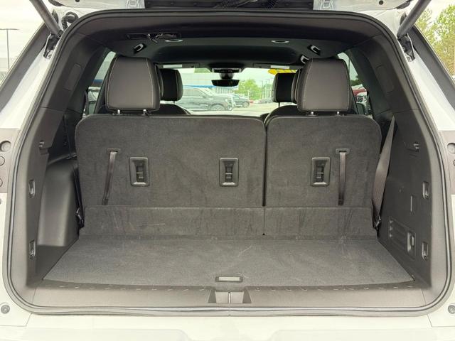 2023 Chevrolet Traverse Vehicle Photo in COLUMBIA, MO 65203-3903