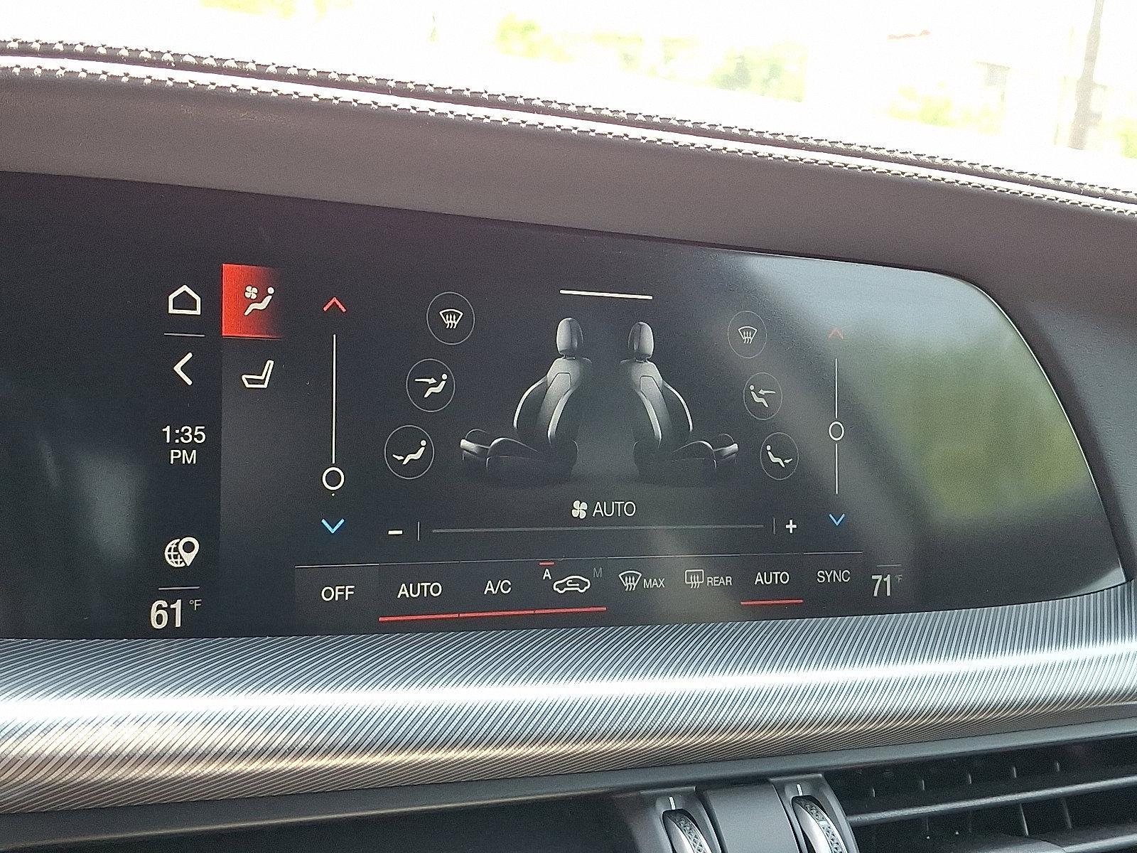 2023 Alfa Romeo Stelvio Vehicle Photo in Willow Grove, PA 19090