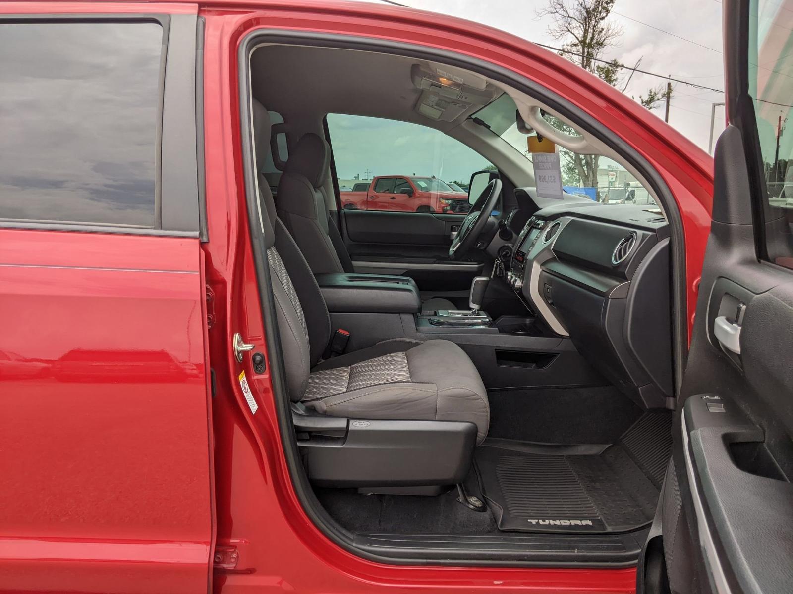 2019 Toyota Tundra 4WD Vehicle Photo in Seguin, TX 78155