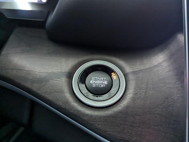 2025 Jeep Grand Cherokee L Vehicle Photo in Oshkosh, WI 54901