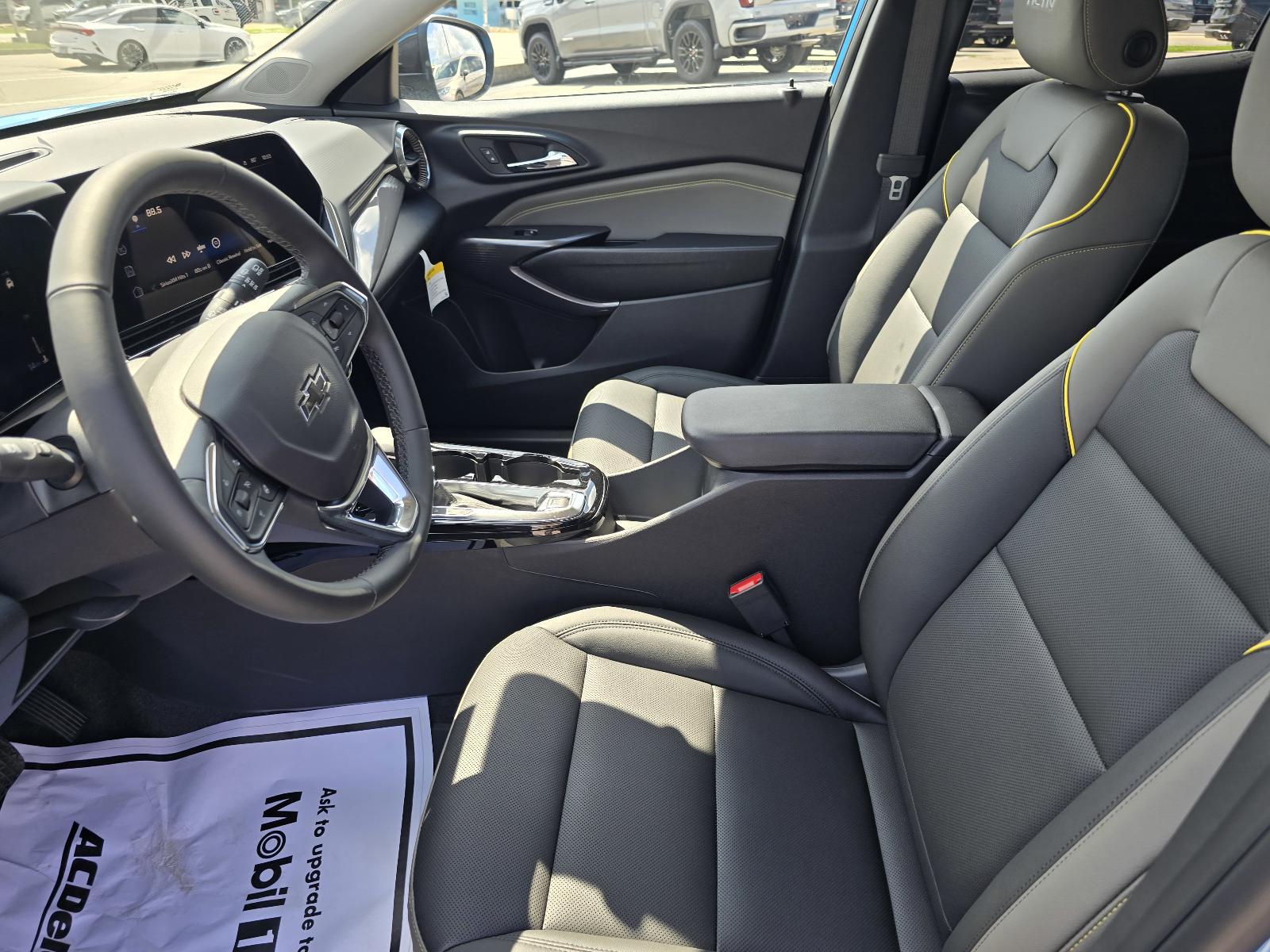 2025 Chevrolet Trax Vehicle Photo in Rolla, MO 65401