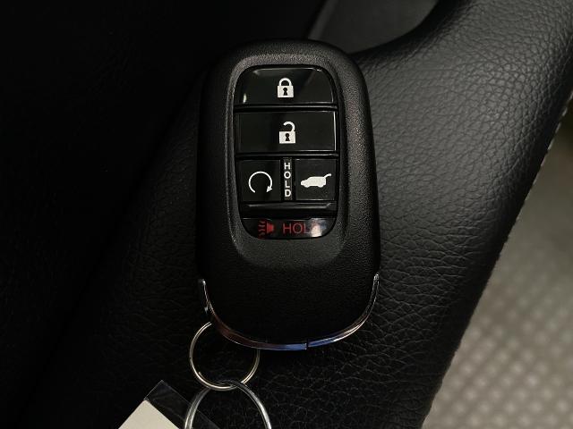 2024 Honda Pilot Vehicle Photo in Appleton, WI 54913