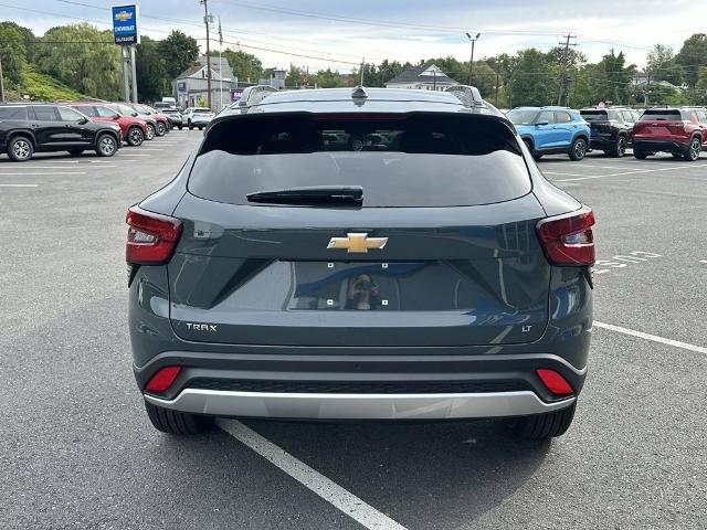 2025 Chevrolet Trax Vehicle Photo in GARDNER, MA 01440-3110