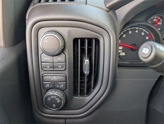 2025 Chevrolet Silverado 1500 Vehicle Photo in ENGLEWOOD, CO 80113-6708