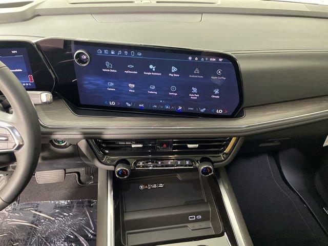 2025 Chevrolet Tahoe Vehicle Photo in PHOENIX, AZ 85014-3381