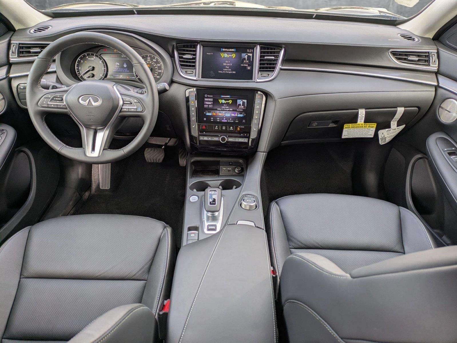 2025 INFINITI QX50 Vehicle Photo in Tustin, CA 92782