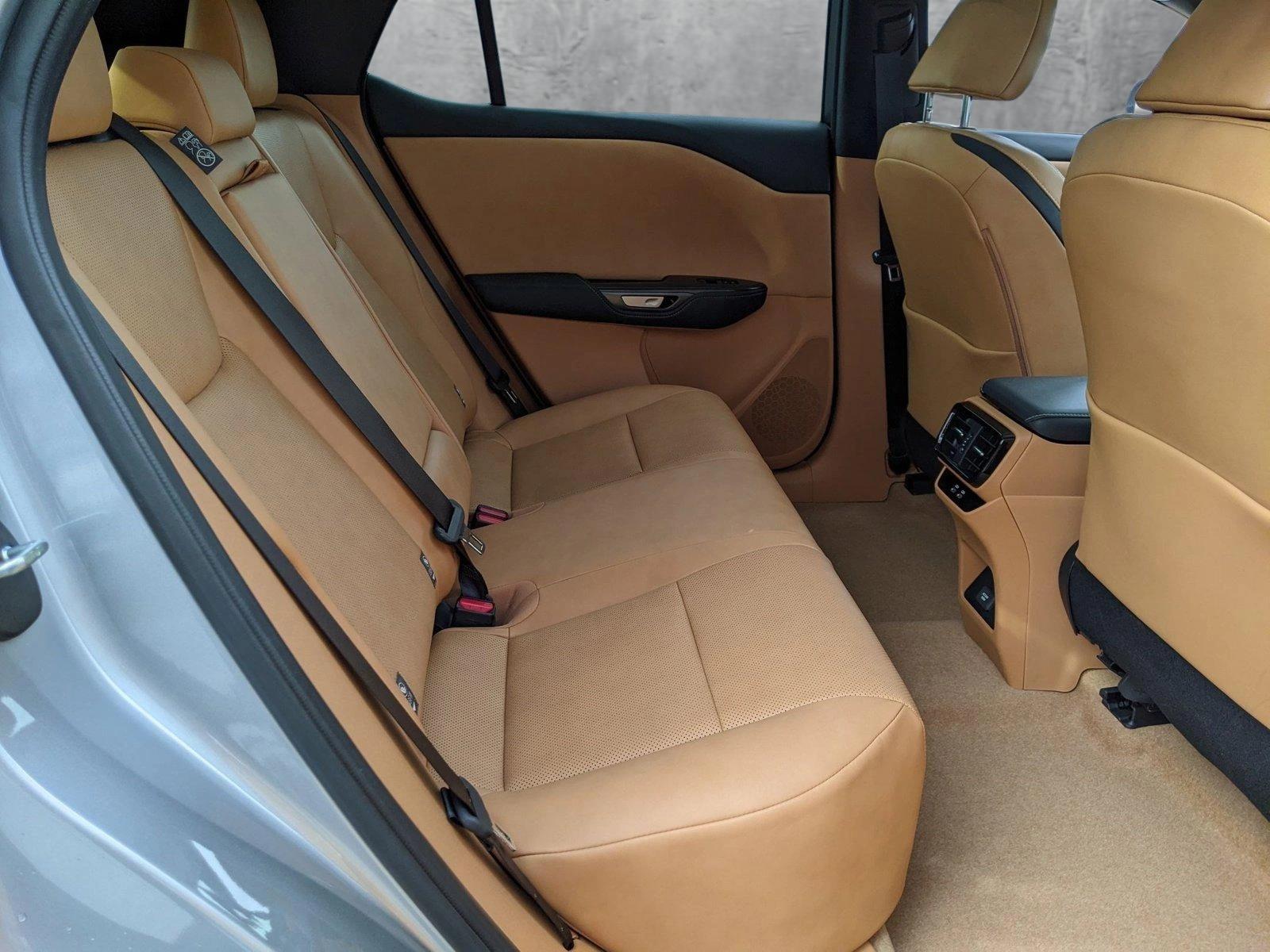 2024 Lexus RZ 300e Vehicle Photo in Cockeysville, MD 21030