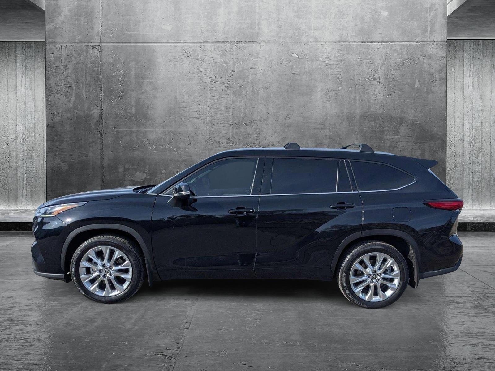 2022 Toyota Highlander Vehicle Photo in Spokane, WA 99201