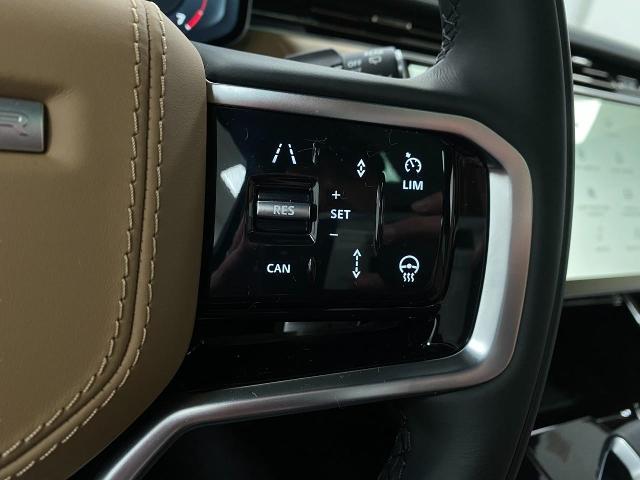 2025 Range Rover Sport Vehicle Photo in Appleton, WI 54913