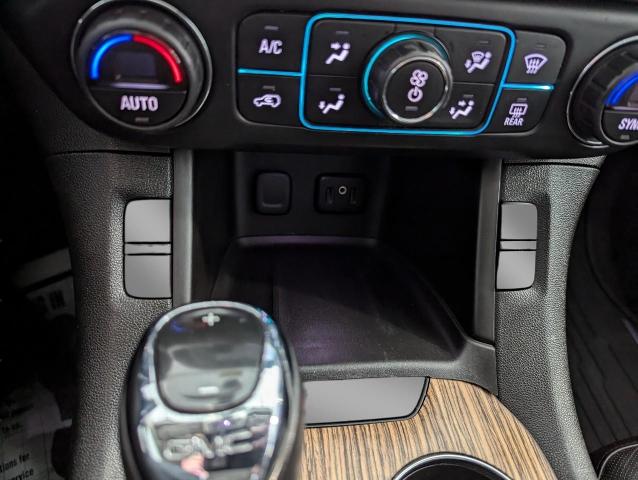 2017 GMC Acadia Vehicle Photo in Oshkosh, WI 54901