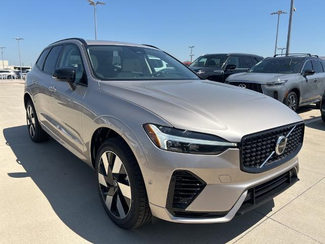2025 Volvo XC60 Plug-In Hybrid Vehicle Photo in Grapevine, TX 76051