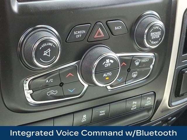 2019 Ram 1500 Classic Vehicle Photo in DANBURY, CT 06810-5034