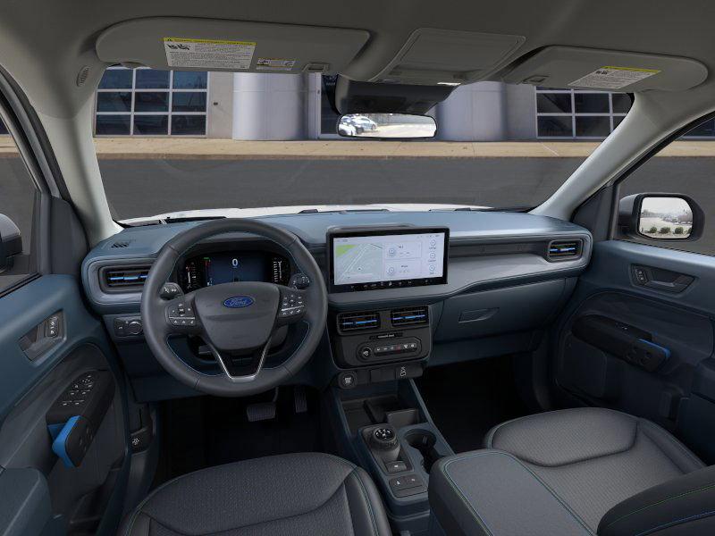 2025 Ford Maverick Vehicle Photo in Belle Vernon, PA 15012