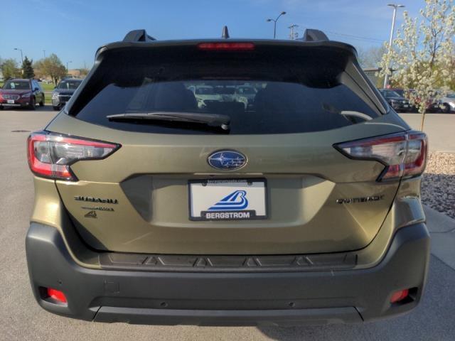 2025 Subaru Outback Vehicle Photo in Green Bay, WI 54304