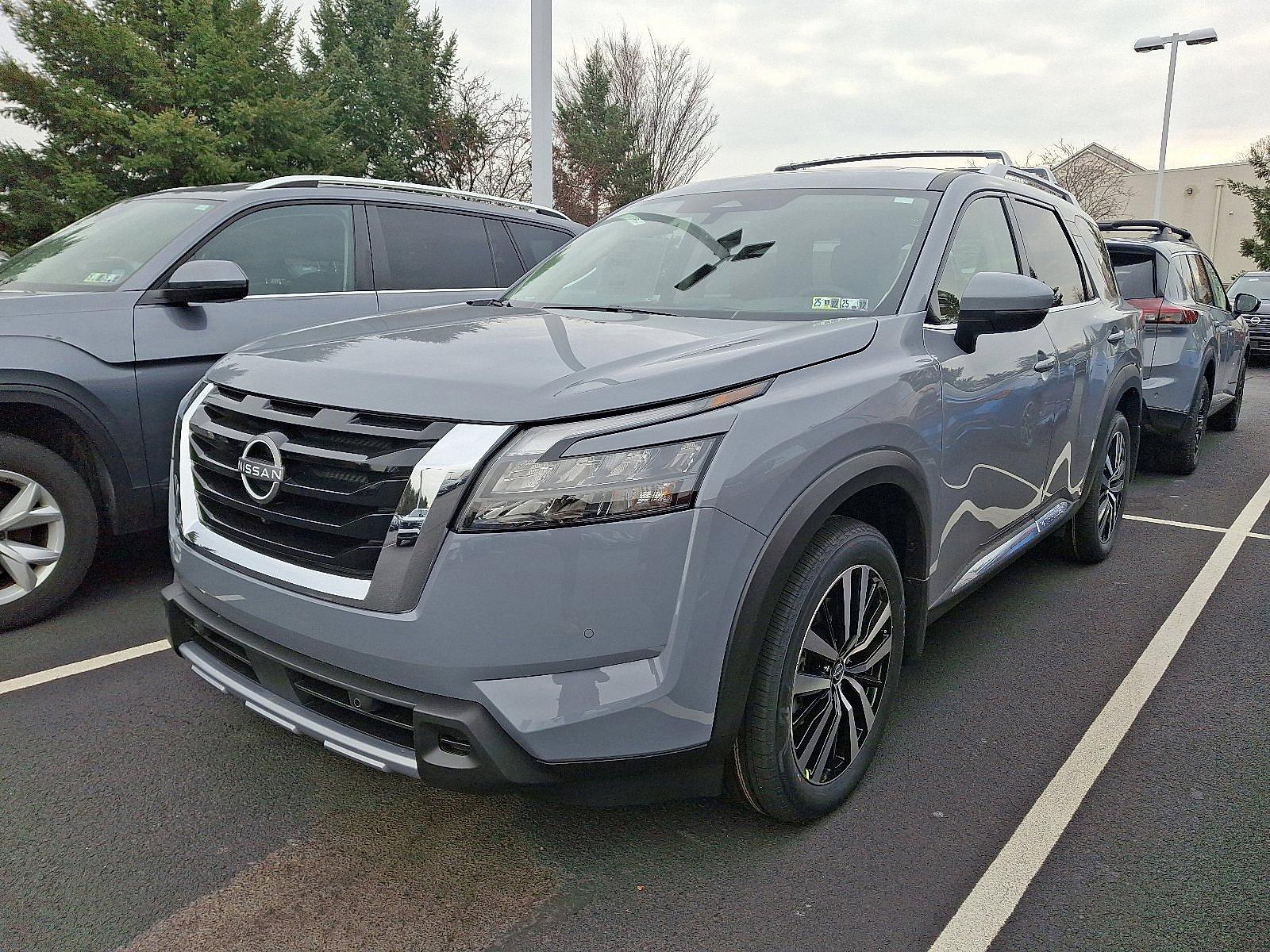 2025 Nissan Pathfinder Vehicle Photo in Mechanicsburg, PA 17050-2306