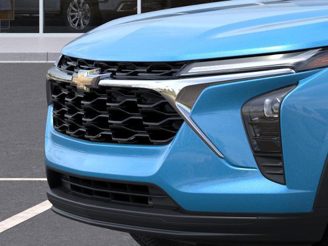 2025 Chevrolet Trax Vehicle Photo in Roslyn, NY 11576