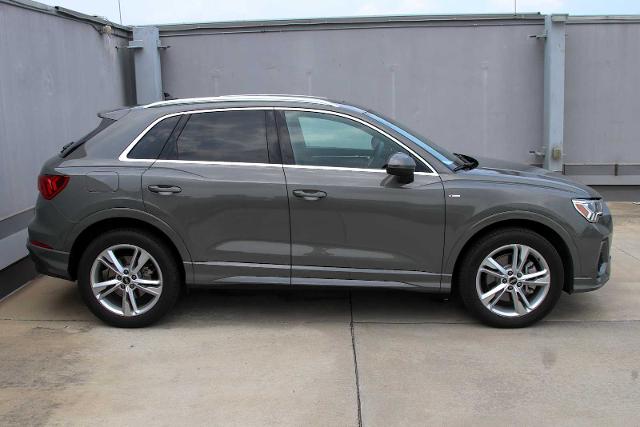2024 Audi Q3 Vehicle Photo in SUGAR LAND, TX 77478