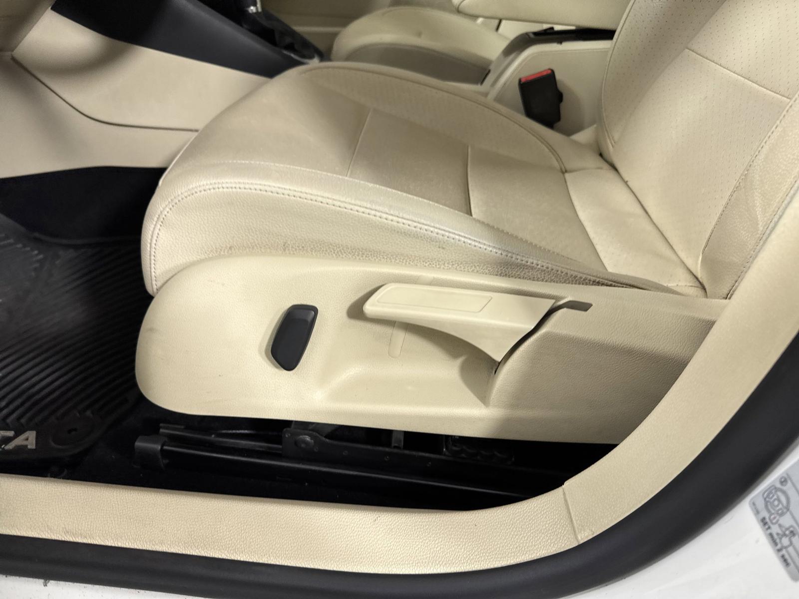 2013 Volkswagen Jetta SportWagen Vehicle Photo in Georgetown, TX 78626